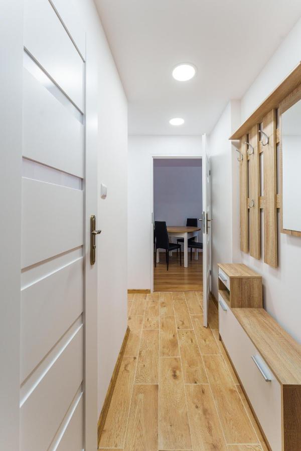 Apartament Pod Swierkiem - Pet Friendly - 2 Osobne Pokoje Dla Max 5 Osob - Space Apart 耶莱尼亚古拉 外观 照片